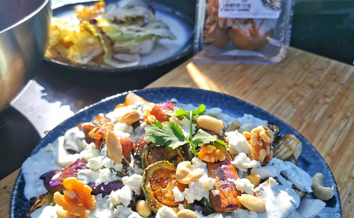 MEDITERRASIAN GRILLED SALAD
